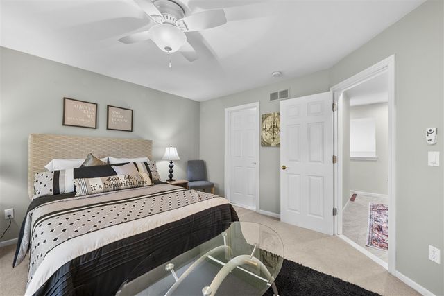2119 Rochelle Park Drive, Rochester Hills, MI 48309