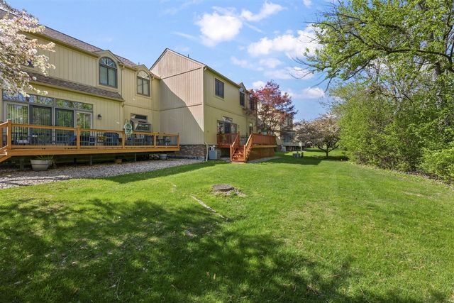 2119 Rochelle Park Drive, Rochester Hills, MI 48309
