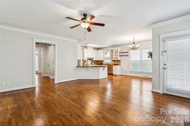 7321 Avonhurst Lane, Charlotte, NC 28269