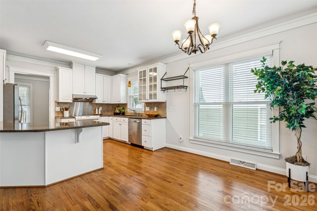 7321 Avonhurst Lane, Charlotte, NC 28269