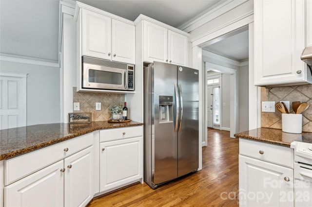 7321 Avonhurst Lane, Charlotte, NC 28269