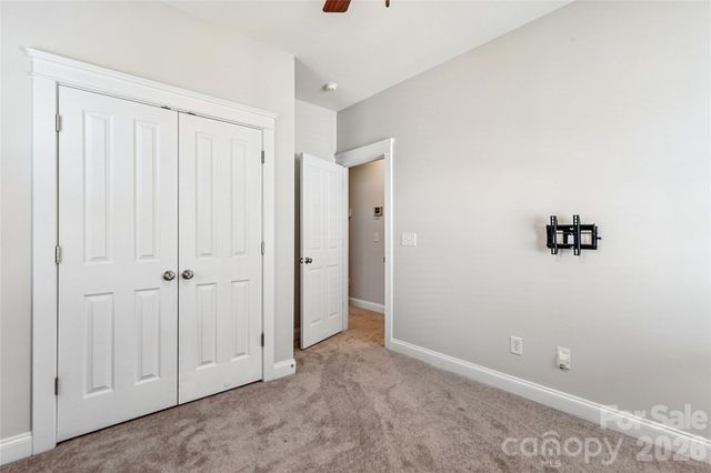 7321 Avonhurst Lane, Charlotte, NC 28269