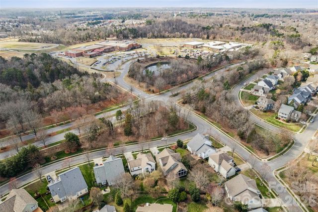 7321 Avonhurst Lane, Charlotte, NC 28269