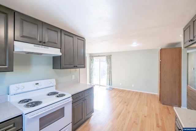 1625 Jackson St SE, Albany, OR 97321