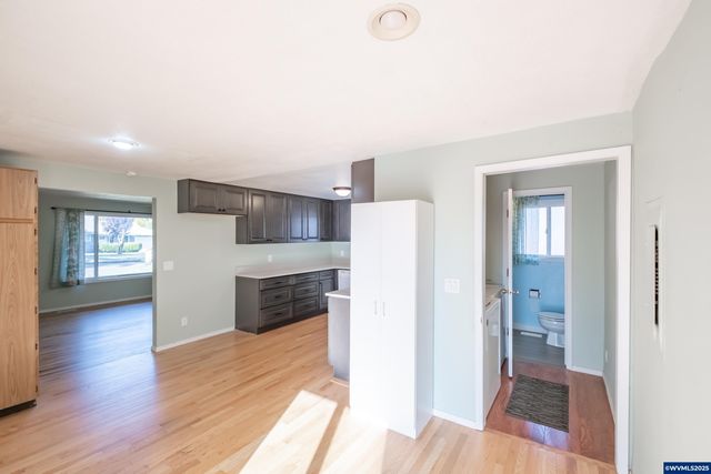 1625 Jackson St SE, Albany, OR 97321