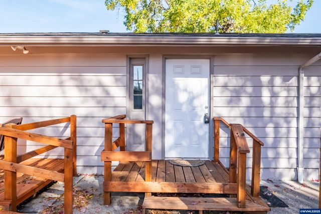 1625 Jackson St SE, Albany, OR 97321