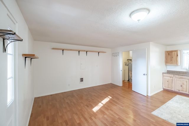 1625 Jackson St SE, Albany, OR 97321