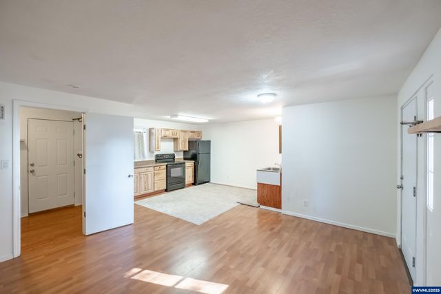 1625 Jackson St SE, Albany, OR 97321