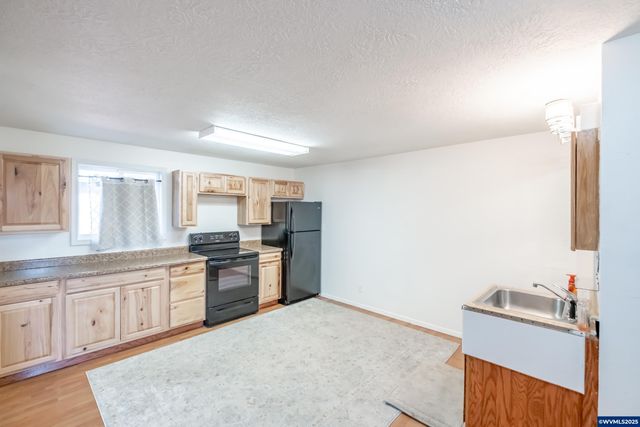 1625 Jackson St SE, Albany, OR 97321