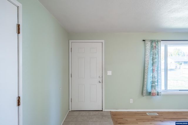 1625 Jackson St SE, Albany, OR 97321