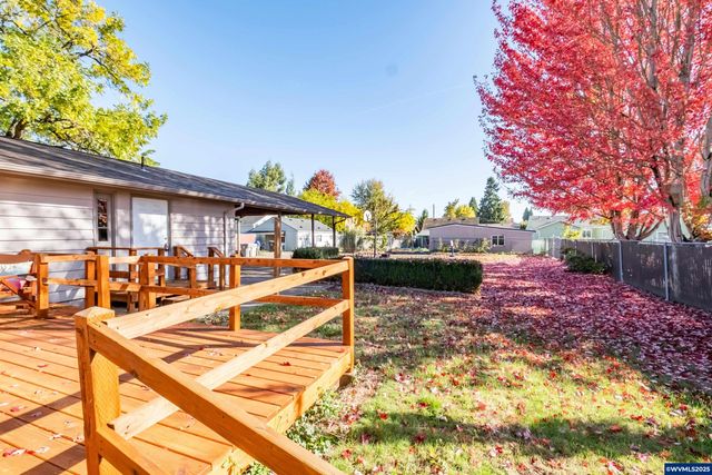 1625 Jackson St SE, Albany, OR 97321