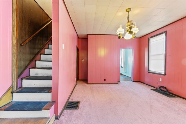 413 N Prospect St, Connellsville, PA 15425