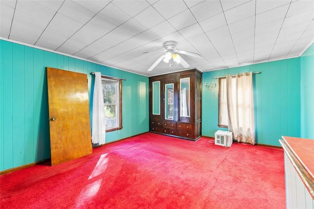 413 N Prospect St, Connellsville, PA 15425