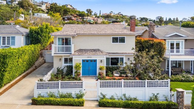 1221 Virginia Way, La Jolla, CA 92037