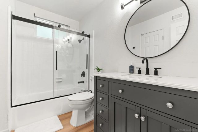 1221 Virginia Way, La Jolla, CA 92037