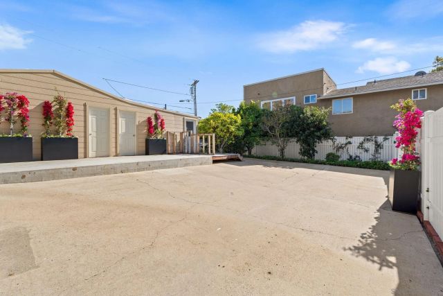 1221 Virginia Way, La Jolla, CA 92037