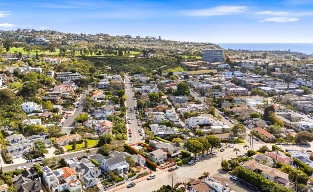 1221 Virginia Way, La Jolla, CA 92037
