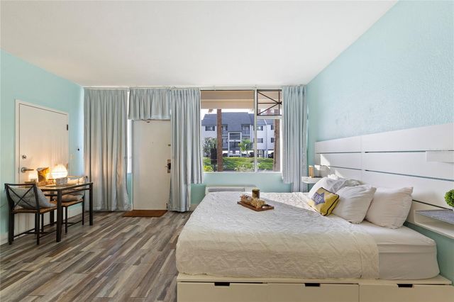 611 DESTINY DR 310, Ruskin, FL 33570