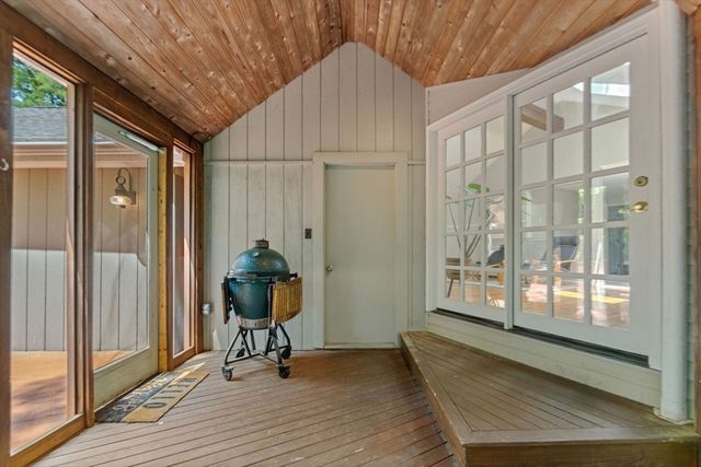 220 Pond Street, Hopkinton, MA 01748