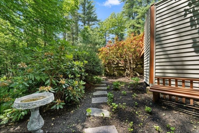 220 Pond Street, Hopkinton, MA 01748