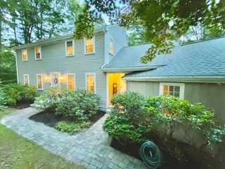 220 Pond Street, Hopkinton, MA 01748