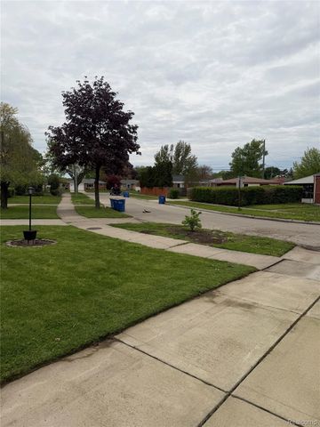 12164 Susan Avenue, Warren, MI 48093