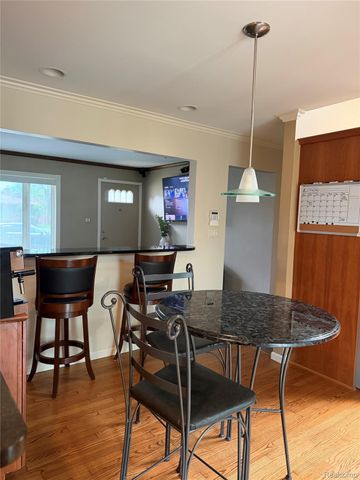 12164 Susan Avenue, Warren, MI 48093