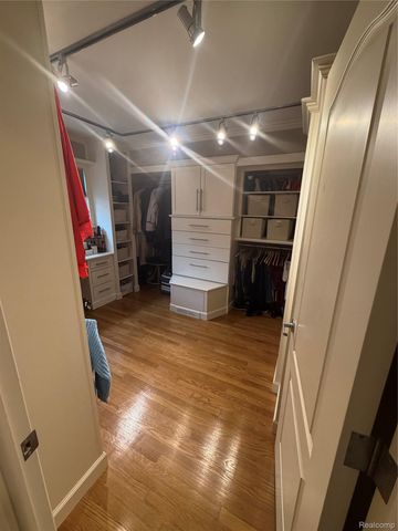 12164 Susan Avenue, Warren, MI 48093