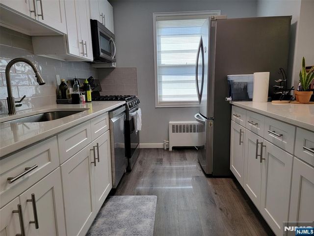 2320 Linwood Avenue 5G, Fort Lee, NJ 07024