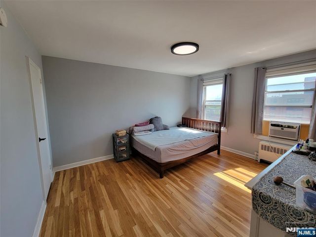 2320 Linwood Avenue 5G, Fort Lee, NJ 07024