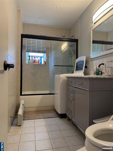 2320 Linwood Avenue 5G, Fort Lee, NJ 07024