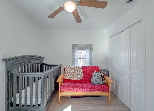 11953 NW Lake Mystic Lee Duggar Road, Bristol, FL 32321