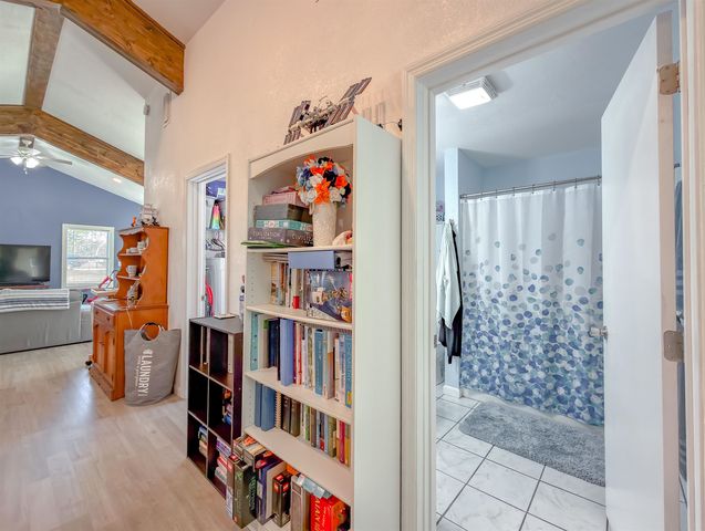 11953 NW Lake Mystic Lee Duggar Road, Bristol, FL 32321