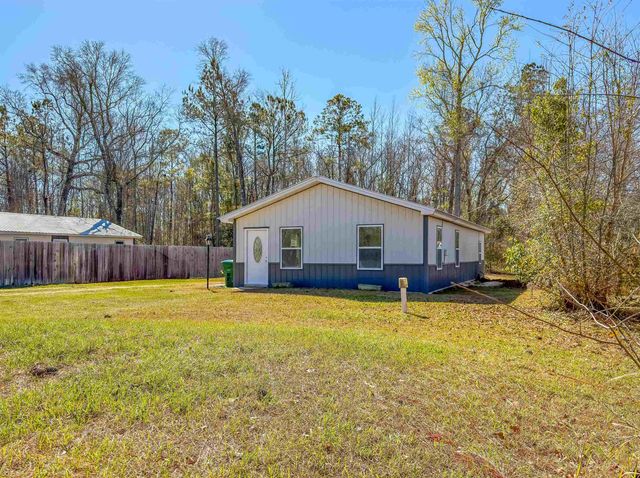 11953 NW Lake Mystic Lee Duggar Road, Bristol, FL 32321