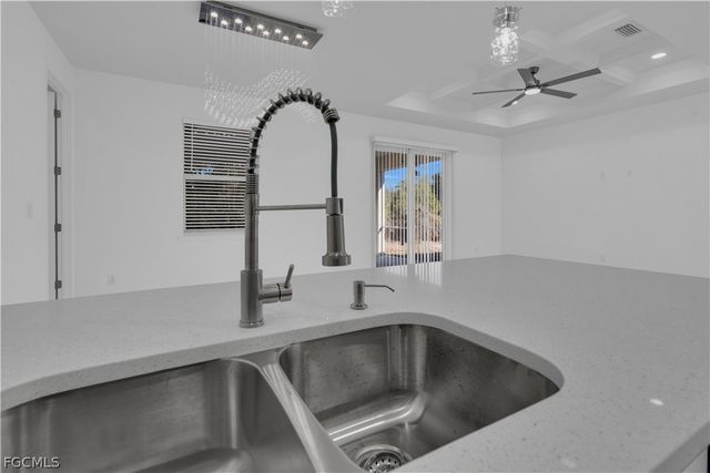 2104 Edward AVE, Alva, FL 33920