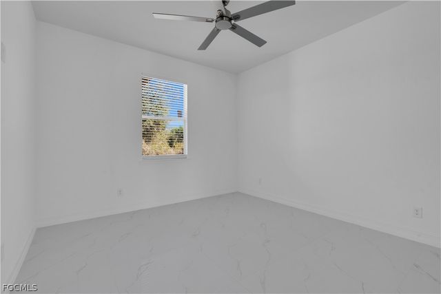 2104 Edward AVE, Alva, FL 33920