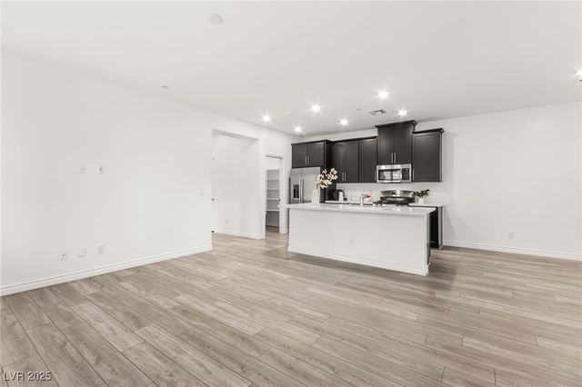 600 North Carriage Hill Drive 2168, Las Vegas, NV 89138