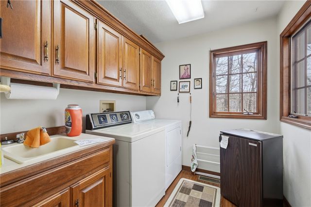 757 Lakeview Drive, Eureka Springs, AR 72631