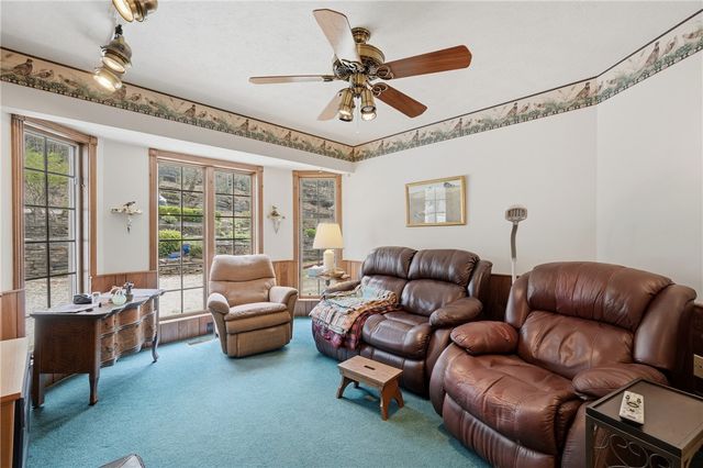 757 Lakeview Drive, Eureka Springs, AR 72631