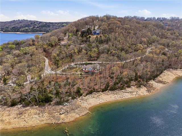 757 Lakeview Drive, Eureka Springs, AR 72631