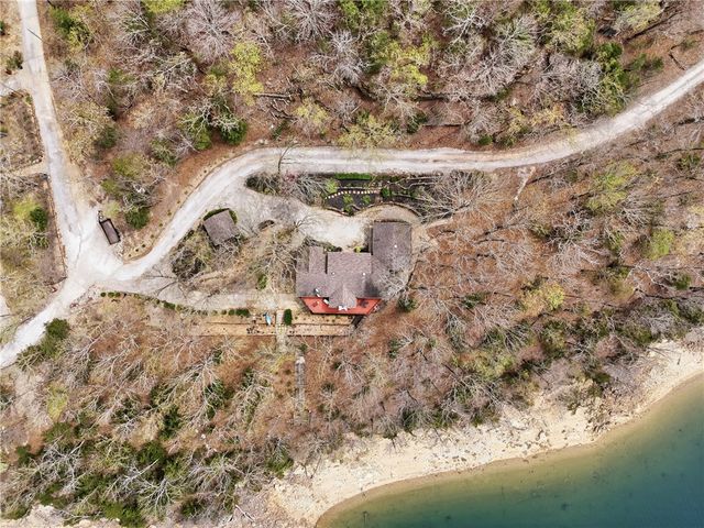 757 Lakeview Drive, Eureka Springs, AR 72631