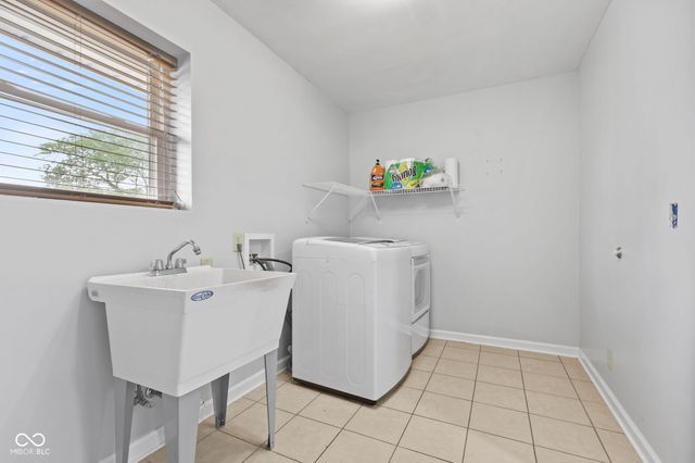 217 Woodhill Drive, Indianapolis, IN 46227