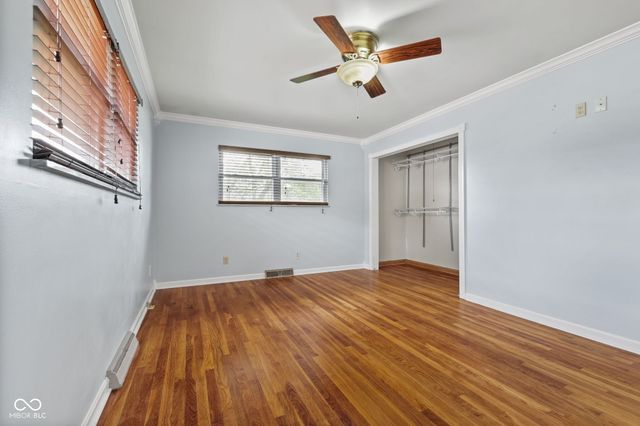 217 Woodhill Drive, Indianapolis, IN 46227