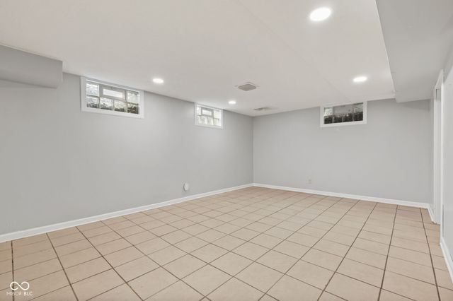 217 Woodhill Drive, Indianapolis, IN 46227