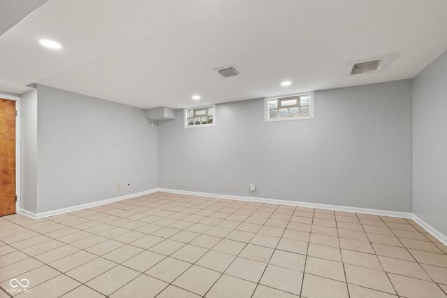 217 Woodhill Drive, Indianapolis, IN 46227