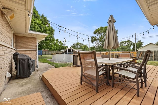 217 Woodhill Drive, Indianapolis, IN 46227