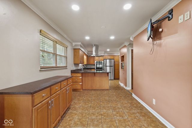 217 Woodhill Drive, Indianapolis, IN 46227