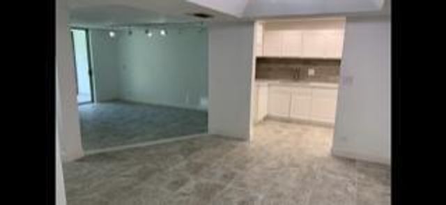 3740 Inverrary Drive 1a, Lauderhill, FL 33319