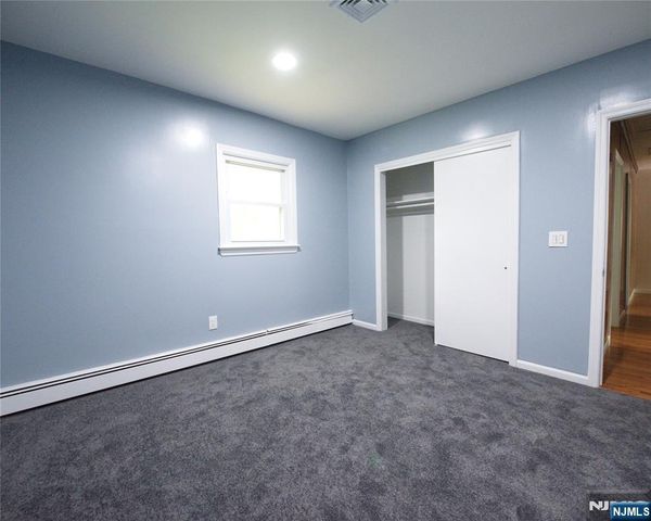 4 Rainbow Trail, Vernon, NJ 07422