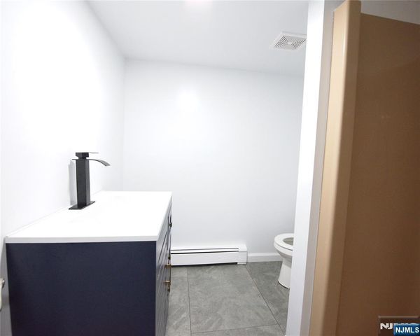 4 Rainbow Trail, Vernon, NJ 07422